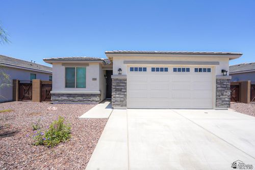 7548 E 35th Ln, Yuma, AZ, 85365-8221 | Card Image