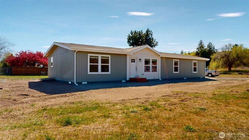 6 Nomak, Omak, WA, 98841 | Card Image