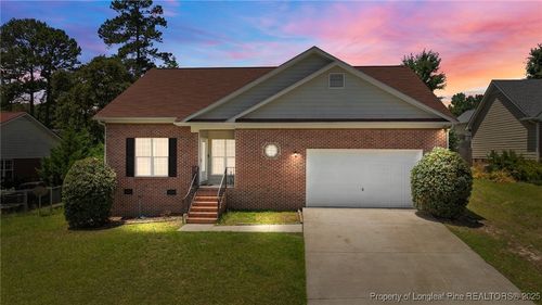 926 Foxhunt Ln, Fayetteville, NC, 28314-6077 | Card Image
