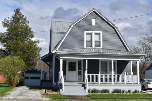 130 S Main St, New Athens, OH, 43981 | Card Image