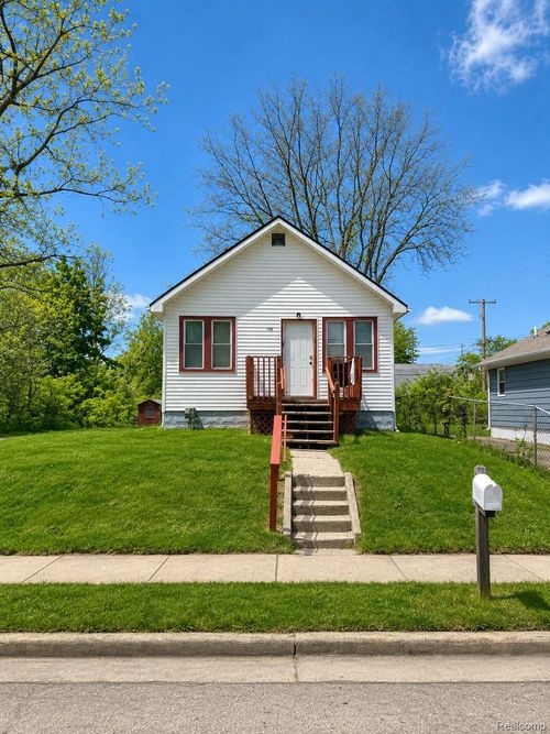 148 Russell St, Pontiac, MI, 48342-3339 | Card Image