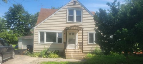 137 E Bonnie Brae Ave, Mount Prospect, IL, 60056-1944 | Card Image