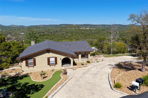231 Vip Dr, Canyon Lake, TX, 78133-5447 | Card Image