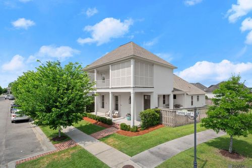 10715 Turning Leaf Dr, Baton Rouge, LA, 70810-7628 | Card Image