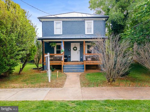 511 Virginia Ave, FRONT ROYAL, VA, 22630-2713 | Card Image