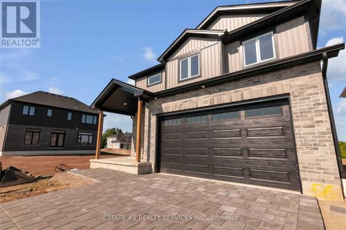 20 Rosina Lane, Zorra (Thamesford), ON, N0M2M0 | Card Image