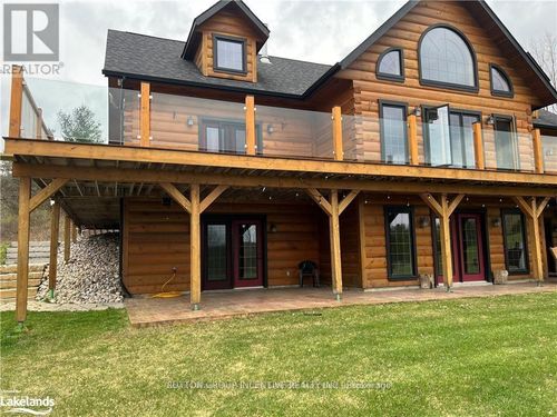 3917 5th Sideroad, Bradford West Gwillimbury, ON, L3Z2A5 | Card Image