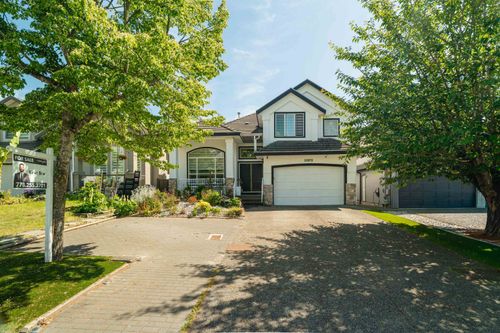 12572 62b Ave, Surrey, BC, V3X3M9 | Card Image