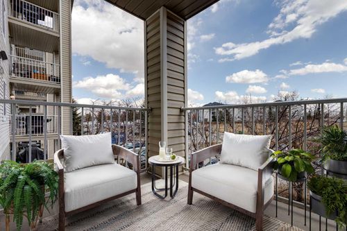 241-1717 60 St Se, Calgary, AB, T2A7Y7 | Card Image