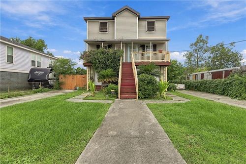 6124 26 Baccich Street, New Orleans, LA, 70122 | Card Image