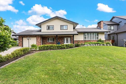 46111 Roy Ave, Chilliwack, BC, V2R2C2 | Card Image