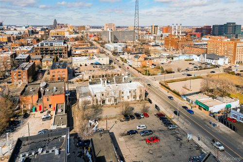 3955 Cass Avenue, Detroit, MI, 48201 | Card Image