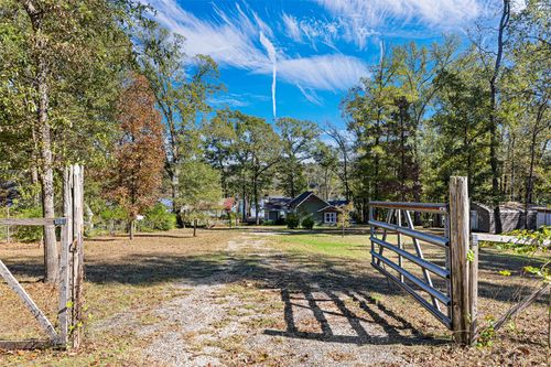 494 N Lake Dr, Gladewater, TX, 75647-3834 | Card Image
