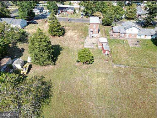 56 Brown Ave, BLACKWOOD, NJ, 08012-4838 | Card Image