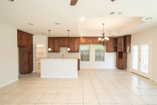 305 E Fogg St, House other with 3 bedrooms, 2 bathrooms and null parking in Fort Worth TX | Image 10
