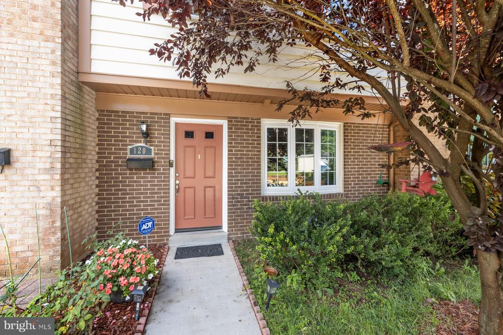 Residential in GAITHERSBURG 2