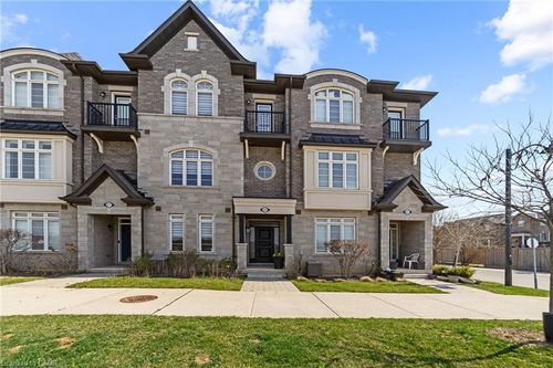 2275 Khalsa Gate, Oakville, ON, L6M1P4 | Card Image