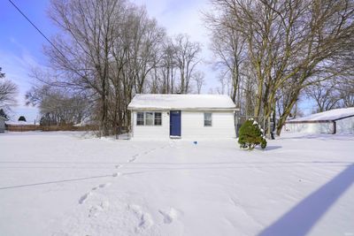 2621 Prairie Avenue, House other with 1 bedrooms, 1 bathrooms and null parking in South Bend IN | Image 2