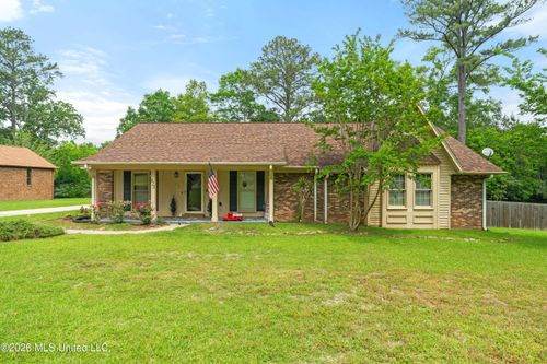 623 Cherry Ln, Laurel, MS, 39440-1655 | Card Image