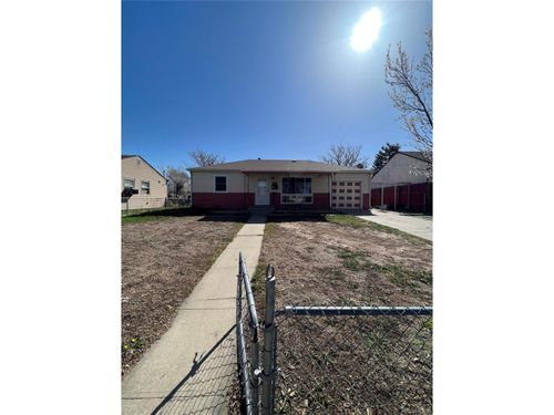 770 Kenton St, Aurora, CO, 80010-4050 | Card Image