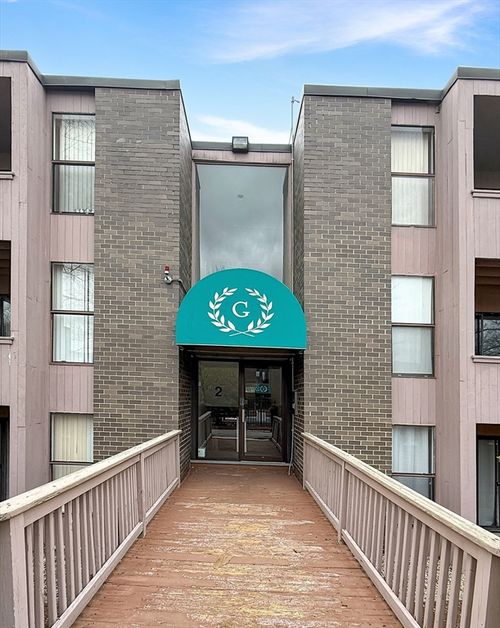 unit-f-2 Shrewsbury Green Dr, Shrewsbury, MA, 01545-3658 | Card Image