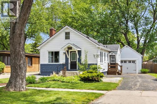 1034 Homedale Blvd, Windsor, ON, N8S2T4 | Card Image