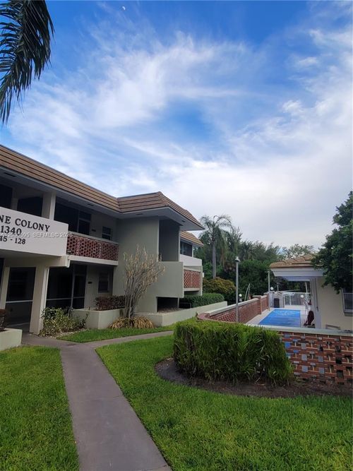 129-1340 Ne 28th Ave, Pompano Beach, FL, 33062-3697 | Card Image