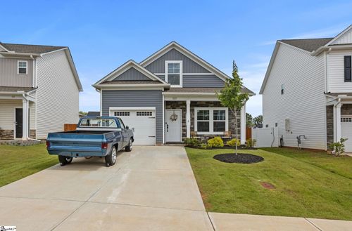107 Brown Dr, Easley, SC, 29642-9140 | Card Image