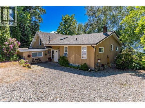 14924 Middle Bench Rd, Lake Country, BC, V4V2C4 | Card Image