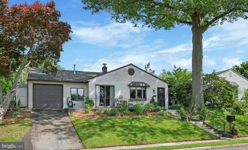 33 Wyndmoor Dr, Wyndmoor, PA, 19038-7941 | Card Image