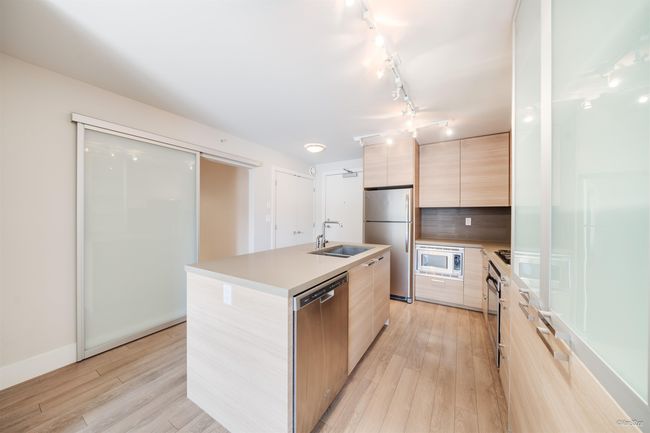 111 - 3606 Aldercrest Dr, Condo with 1 bedrooms, 2 bathrooms and 1 parking in North Vancouver BC | Image 13