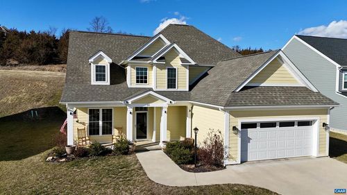 189 Windsor Dr, FISHERSVILLE, VA, 22939-2114 | Card Image