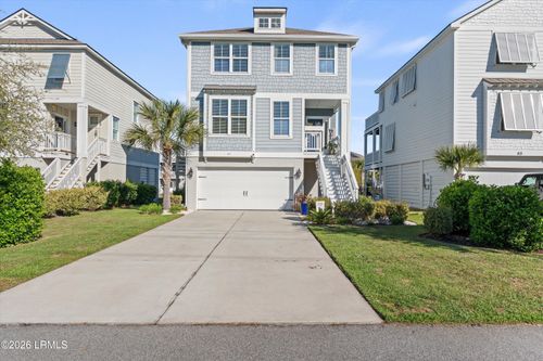 61 Hammock Oaks Cir, Hilton Head Island, SC, 29926-4424 | Card Image