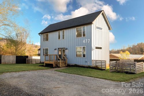 477 Oakdale Road, Waynesville, NC, 28786 | Card Image