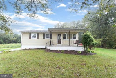 960 New Chester Road, House other with 3 bedrooms, 1 bathrooms and null parking in NEW OXFORD PA | Image 1