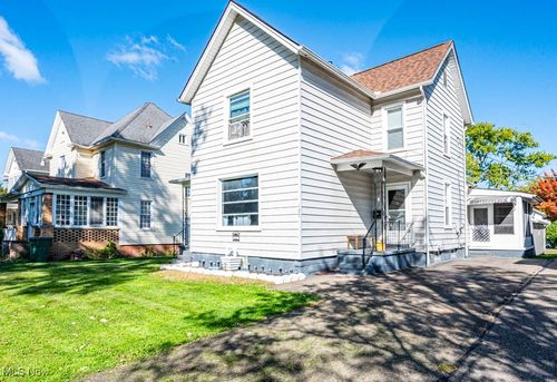 125 E Indiana Ave, Sebring, OH, 44672-1430 | Card Image