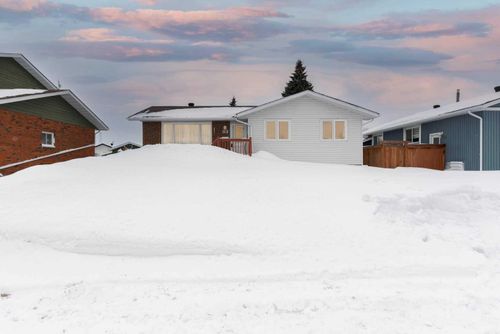 113 Deep Rd, Fort Mcmurray, AB, T9K1B7 | Card Image