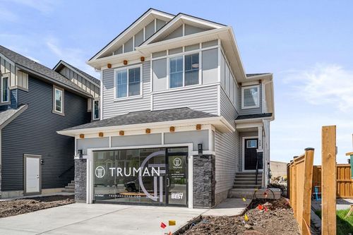 568 Walgrove Blvd Se, Calgary, AB, T2X4Y7 | Card Image