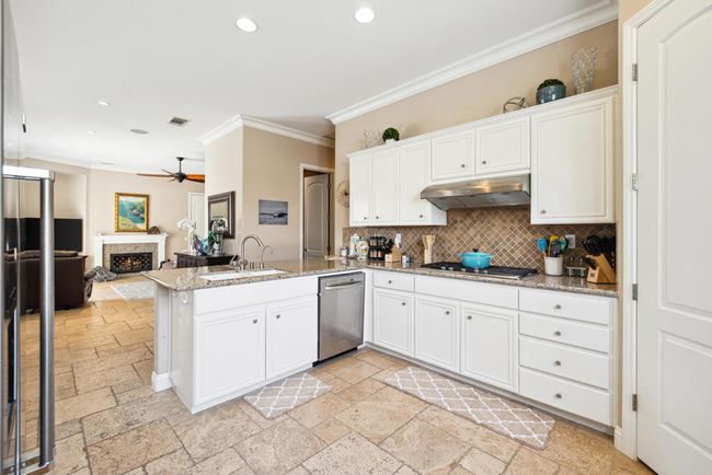 Open Kitchen | Image 32