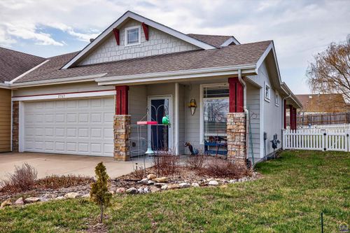 2757 Shadow Ridge Pl, Eudora, KS, 66025-7215 | Card Image
