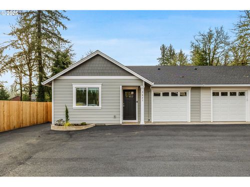 3627 Green River Rd, Sweet Home, OR, 97386-1106 | Card Image