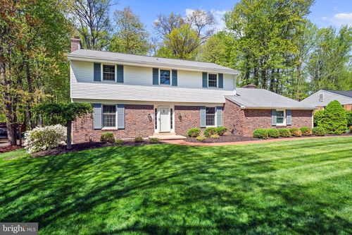 3205 Coachman Rd, WILMINGTON, DE, 19803-1902 | Card Image