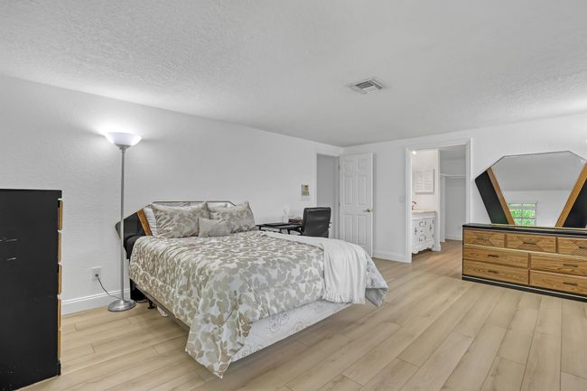852 Palo Verde Ct, House other with 5 bedrooms, 3 bathrooms and null parking in Haverhill FL | Image 31