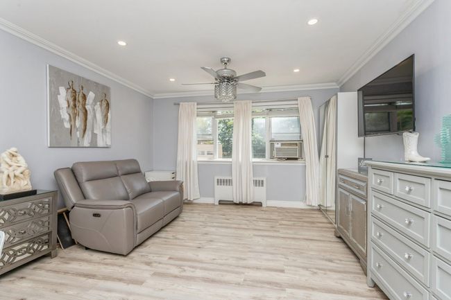 APT-2H - 352 N State Rd, Home with 2 bedrooms, 1 bathrooms and null parking in Briarcliff Manor NY | Image 4
