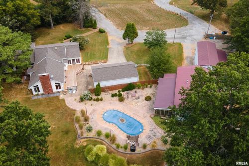 17127 N Us Highway 51, De Soto, IL, 62924-3014 | Card Image