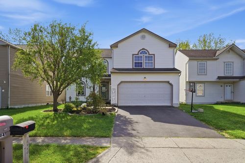 942 Okatie Dr, Galloway, OH, 43119-8106 | Card Image