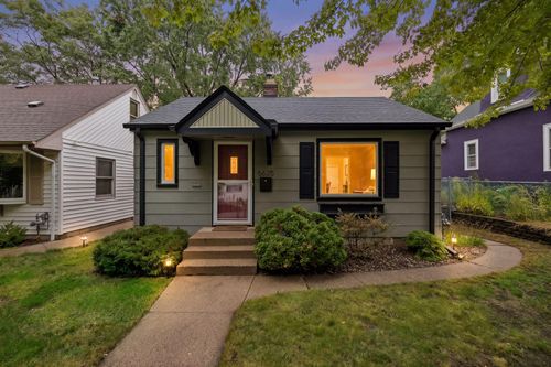 5625 42nd Ave S, Minneapolis, MN, 55417-3001 | Card Image
