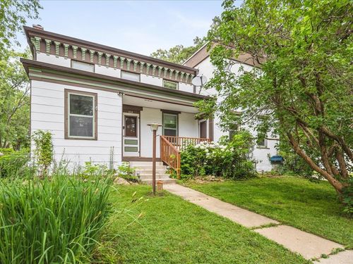 224 E 5th St, Pecatonica, IL, 61063-7718 | Card Image