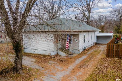 308 N Washington Blvd, West Frankfort, IL, 62896-1972 | Card Image