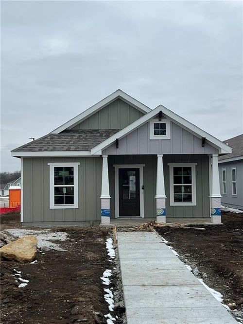 1-1600 Cottonwood Creek Ave, Kearney, MO, 64060-8896 | Card Image